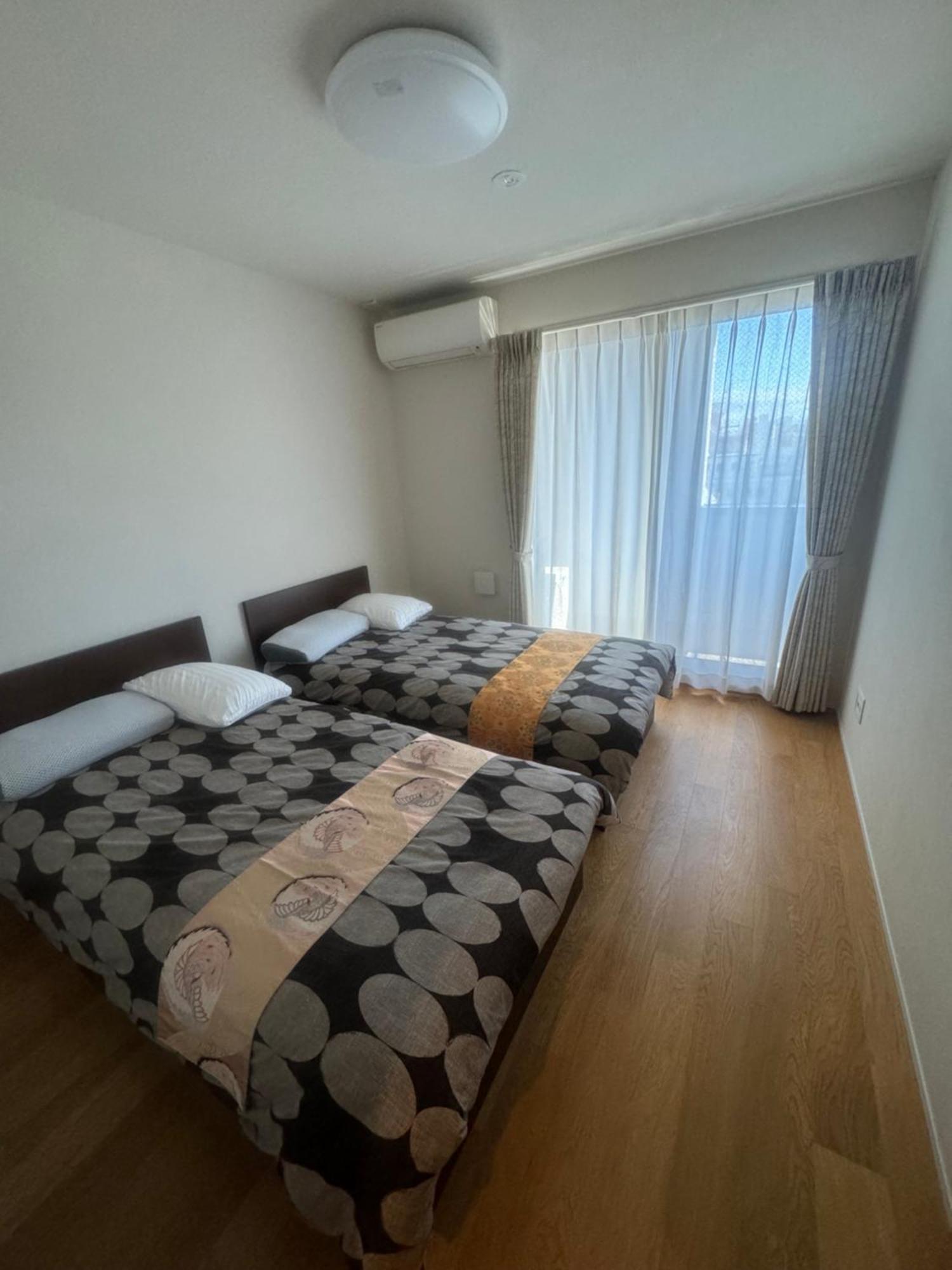 Shin-Imamiya Grand F Aparthotel Osaka Bagian luar foto