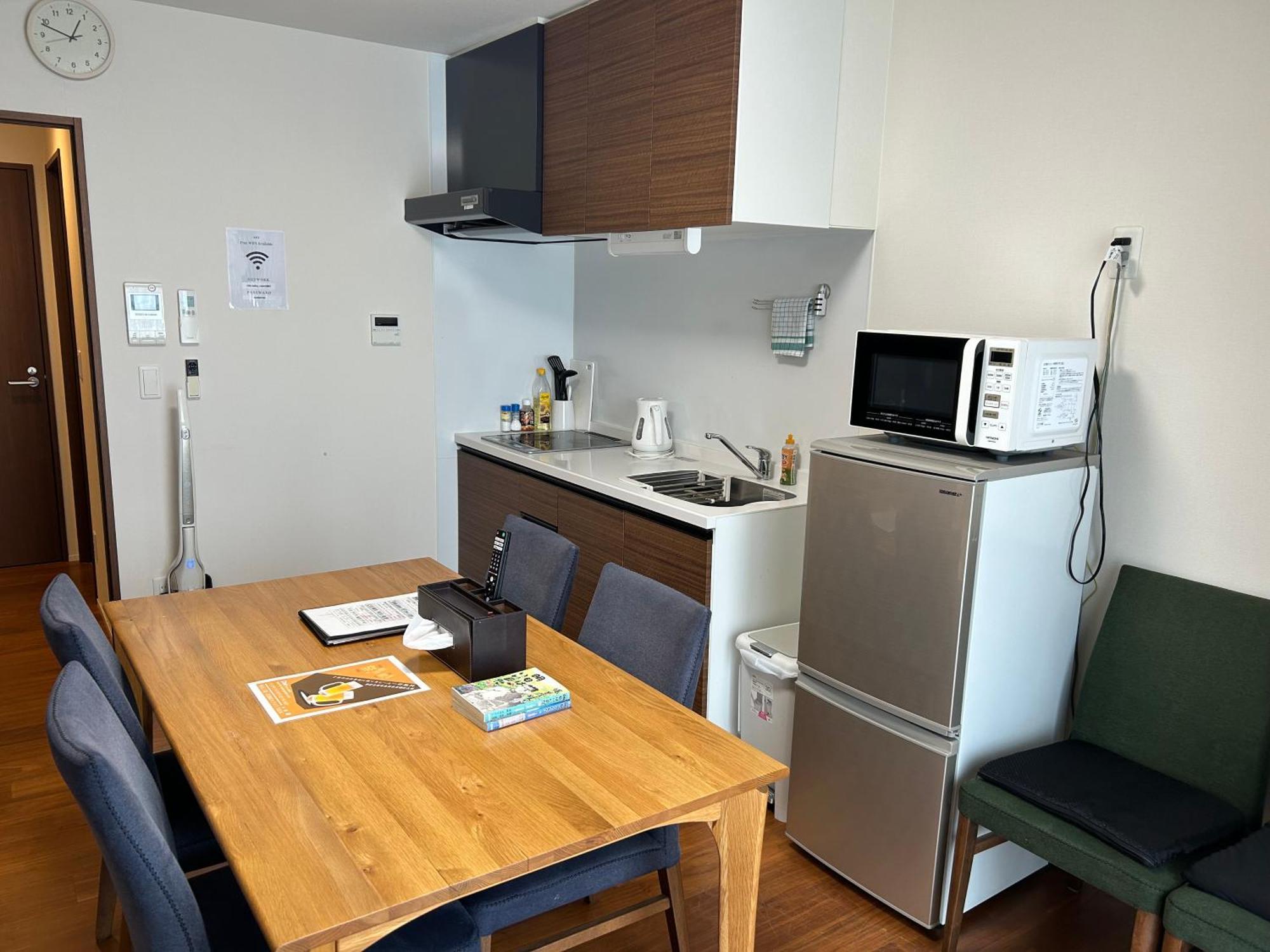 Shin-Imamiya Grand F Aparthotel Osaka Bagian luar foto