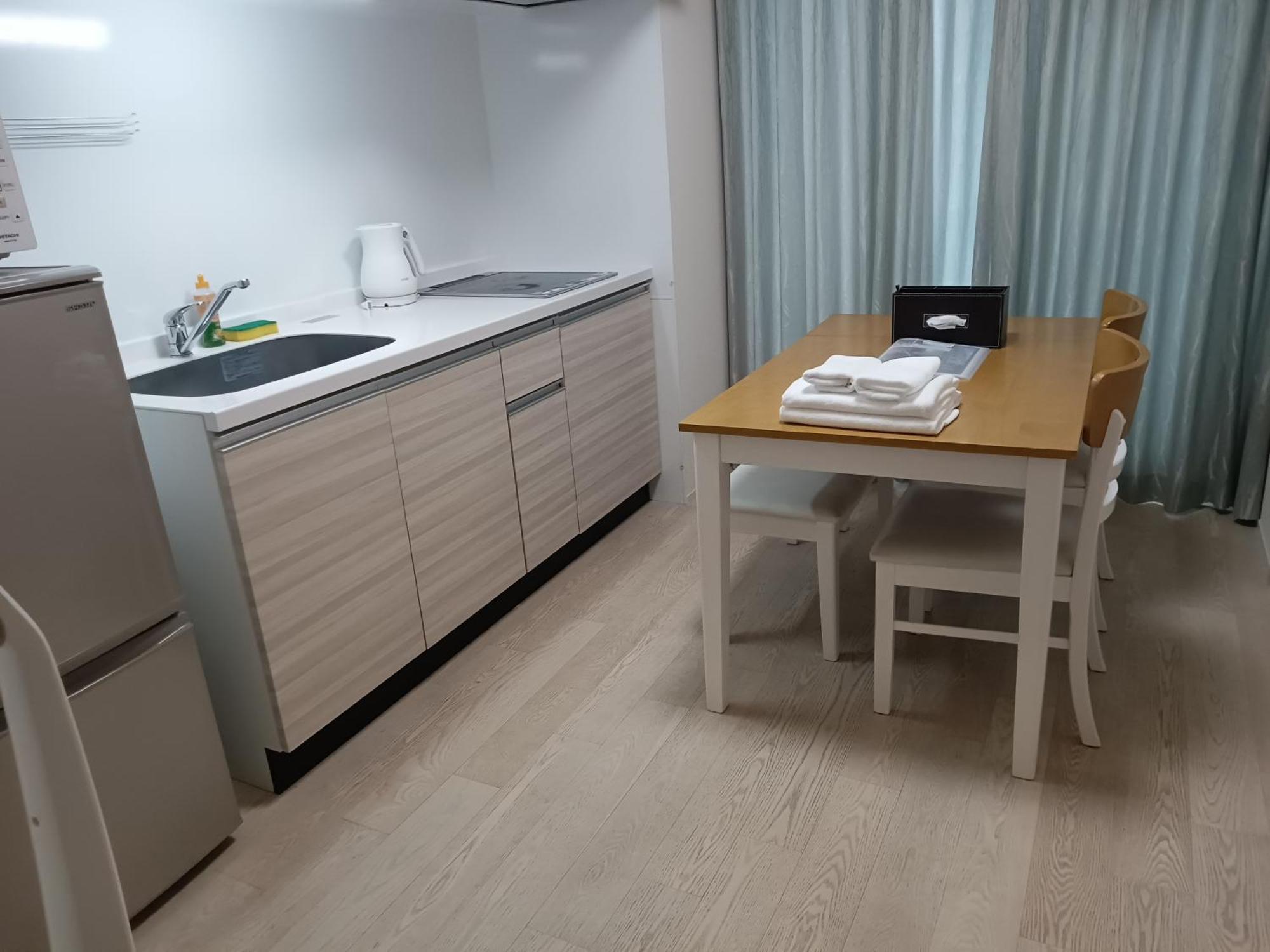 Shin-Imamiya Grand F Aparthotel Osaka Bagian luar foto